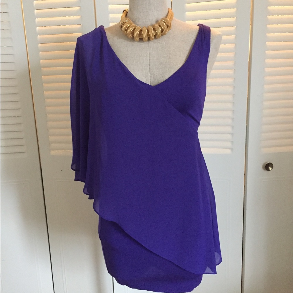Bebe dress